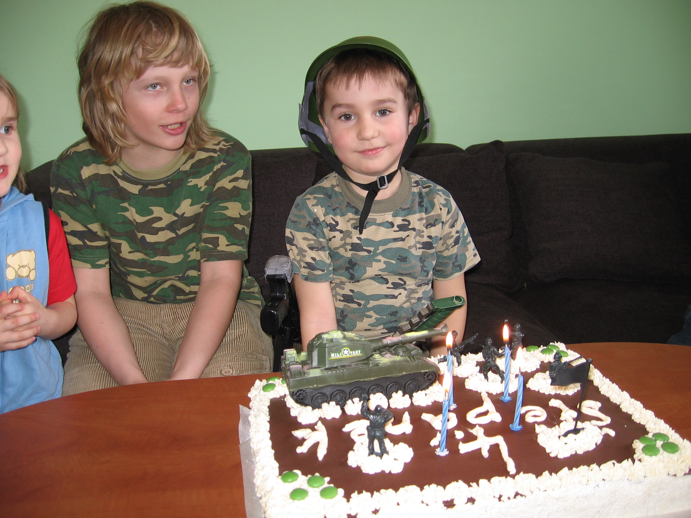 Tohle je Štěpánkův vojenský dort s tankem